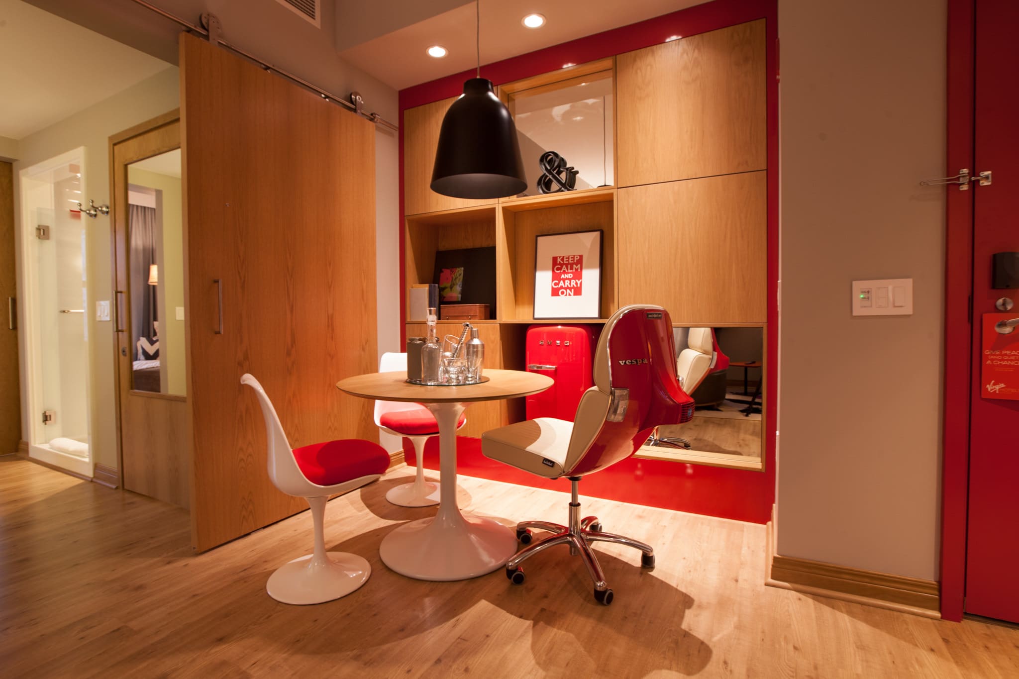 Virgin-Suite-Scooter-Chair-1